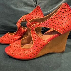 MIZ MOOZ Women’s Wedge Heels Sandals Size 7 Leather Upper & Lining - Red Tan
